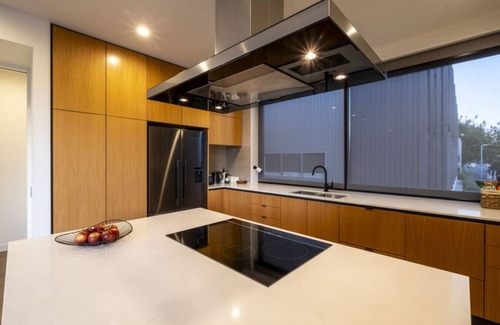 Christchurch City Centre Apartamento | Premium City 3bed Apartment with Gated 2 car parks