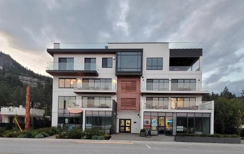 Central Okanagan Apartamento | Premium Deluxe PeachView Suites 3BR