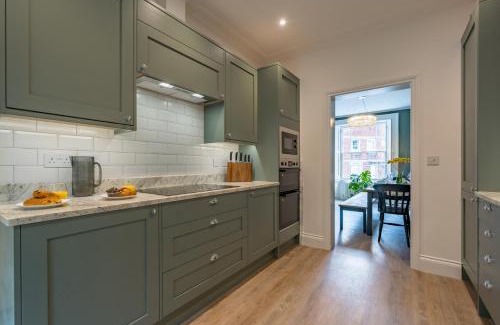 Clifton Casa | Premium Designer 4 Bedroom Home in Clifton - 3 Bathrooms & Cinema Room