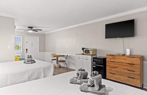 Carolina Beach Hotel | Premium Double Queen Room Hotel- 2 Pools, Near Beach/Boardwalk, No Pets Allowed