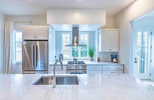 Hillsboro West End Casa | Premium Home Game Room 13 Beds