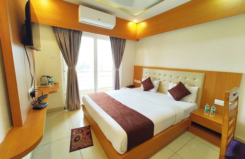 Puri Hotel | Premium Hotel W K Puri