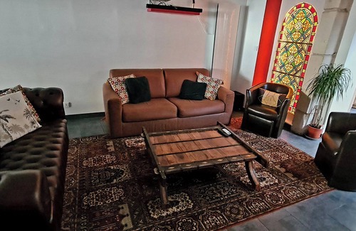 Dole Apartamento | Premium industrial-style apartment in the heart of Dole