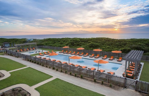 Duck Apartamento | Premium King | Beach Access + Award-Winning Spa