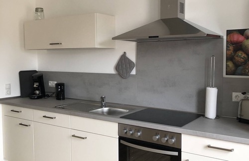 Beuel-Mitte Apartamento | Premium living - central Apartamento en la planta superior para vacaciones y viajes de negocios.