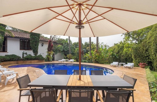 El Poblado Casa | Premium Mansion in El Poblado w/Nightclub & Maid/Cook, Pool, Sauna, 7 Bedrooms