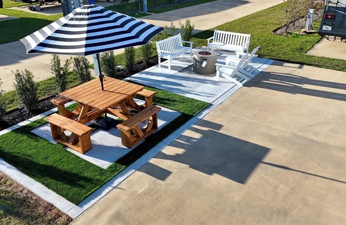 Foley Alquiler De RV | Premium RV Site ⛱️ Resort Amenities 👙Heated Pool🎢 Near OWA & Beaches 🐚🏝️🌊!