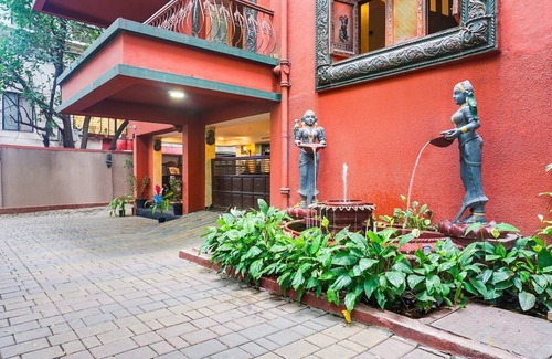 Deccan Gymkhana Casa | Premium Stays Near Fergusson College