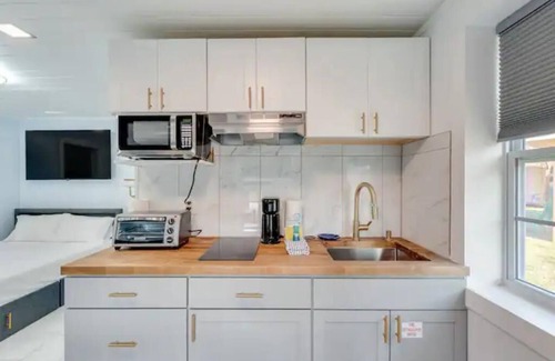 Bahama Beach Cabaña | Premium Tiny Home in Panama City Beach!