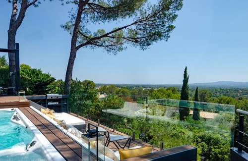 La Bouverie Villa | Villa interior de primera calidad: piscina climatizada con temperatura superior a 30 C