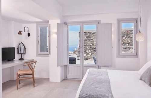 Oia Hotel | Premium Villa With Plunge Pool (up to 4 guests)