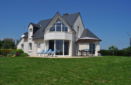 Plouha Casa | Premium villa with e-car charging station