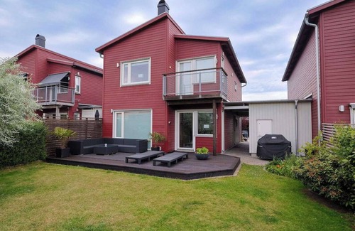 Lassby Casa | - Premium Workers Villa - 3BR - 2 Baths - All-Inc-