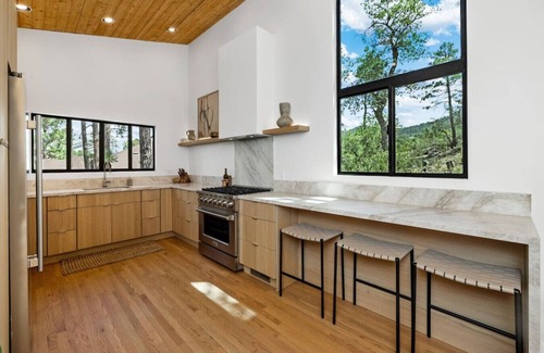 Timber Ridge Casa | Prescott Treehouse. Luxe 4BR/3Ba Home. Sleeps 10
