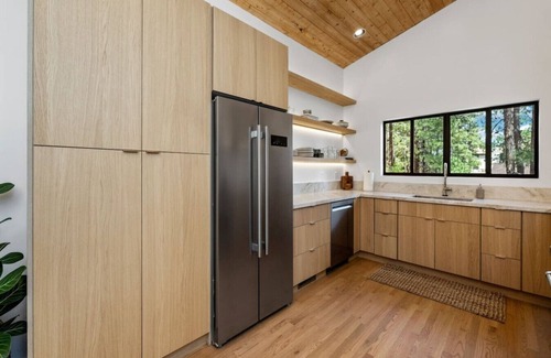 Timber Ridge Casa | Prescott Treehouse. Luxe 4BR/3Ba Home. Sleeps 10