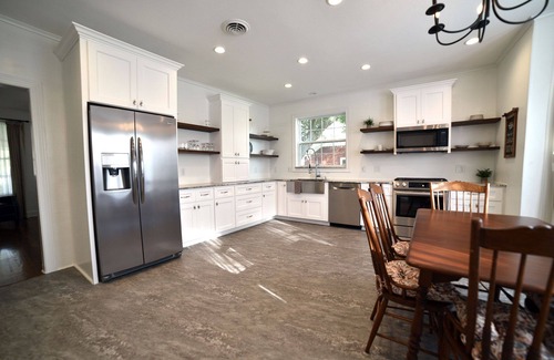 Stafford Casa | Present Street Place - 20min to Rodeo, NRG, Med Center