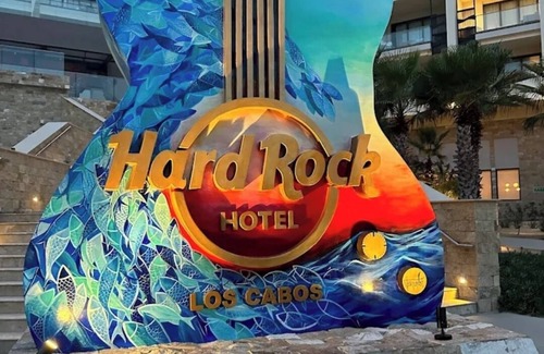 Los Cangrejos II y III Complejo | 2-bedroom Hard Rock Hotel and resort in phenomenal Cabo San Lucas