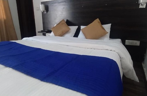 Ganaur Hotel | Divine City And Resort