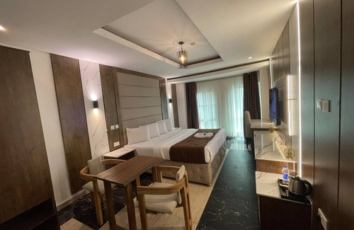 Lagos Hotel | Presken Hotel International Airport road