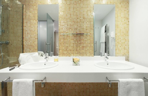 Roses Town Center Hotel | Prestige Mar y Sol