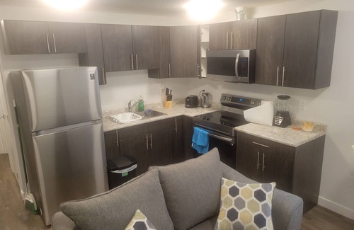 Saskatoon Casa | Prestige Suite-beautifully finished 2 bedroom home