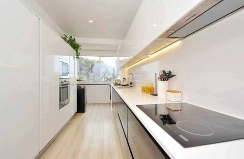 Carcavelos Apartamento | Prestige Sunset Playa Carcavelos - Checkinhome