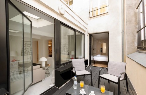 Strasbourg -Saint-Denis Apartamento | PRESTIGIOSO 2 BR Apt - 1060 PIE CUADRADO - DISEÑO - COMPLETO aire acondicionado - TOTAL DEL SILENCIO