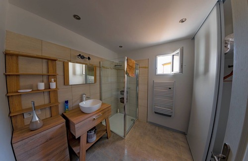 Le Luc Cabina | Bonito pabellón en Luc-En-Provence