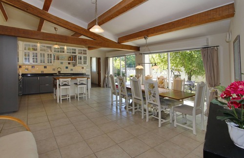 Cherac Casa | Bonita villa Charentaise con jardín cerrado, piscina privada climatizada, capacidad para 8 + 2