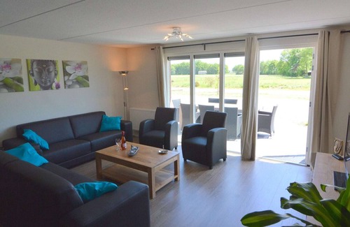 Haaksbergen Apartamento | Pretty Farmhouse in Haaksbergen near Forest