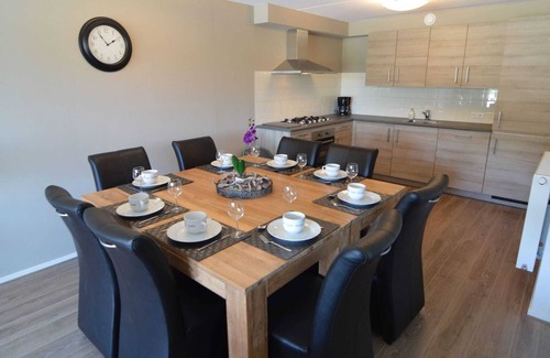 Haaksbergen Apartamento | Pretty Farmhouse in Haaksbergen near Forest