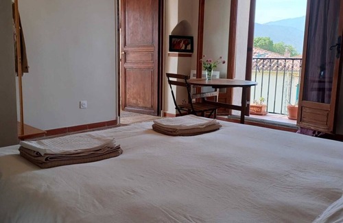 Saint-Andre Otro | Pretty farmhouse in the heart of the village