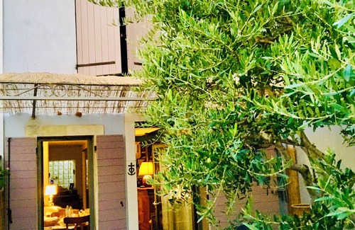 Eyragues Casa | Pretty house in a Provencal village