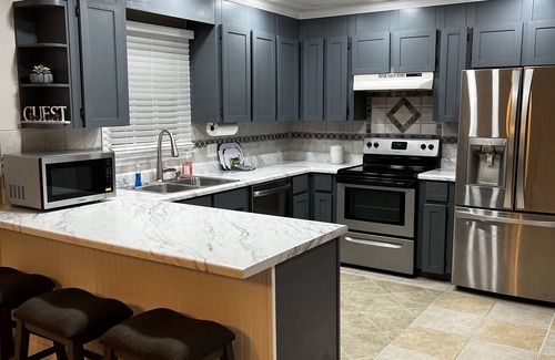 Warner Robins Casa | Pretty in Blue (3 day min stay)