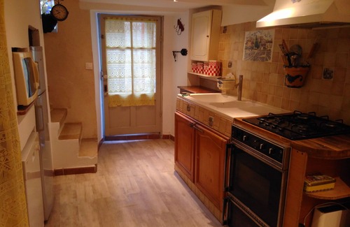 Aups Casa | Pretty little village house