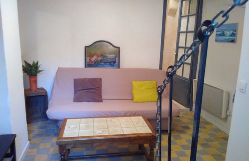 Aups Casa | Pretty little village house
