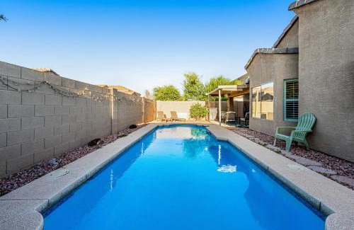 Suncliff Casa | Pretty Peoria Place