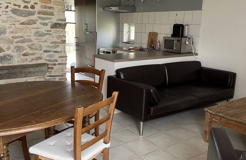 Belleserre Cabaña | Pretty stone cottage