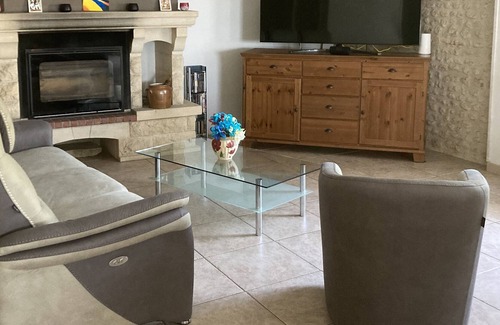Sud Charente Casa | Pretty stone house of 160 m2 in a quiet area