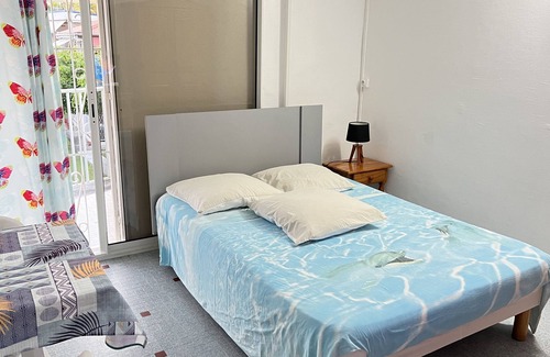 Pointe de la verdure Apartamento | Pretty studio between sea and town, quiet and close, garden, 3 min from beach