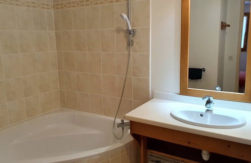 Faverges-Seythenex Apartamento | PRETTY T2 WITH SWIMMING POOLS IN HOLIDAY RESIDENCE
