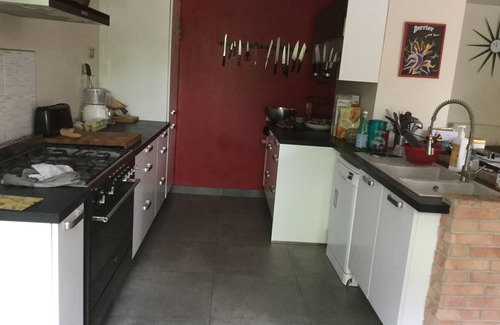 Gratentour Casa | Bastante toulousaine lleno de encanto protegido de miradas indiscretas. Bienvenido 🤗.