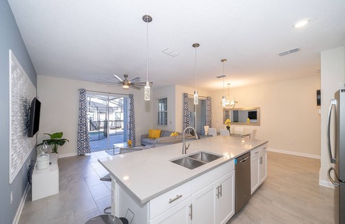 Kissimmee Chalet De Esquí | Pretty Townhouse 4Bed/3Bath/Pool/5Min Disney