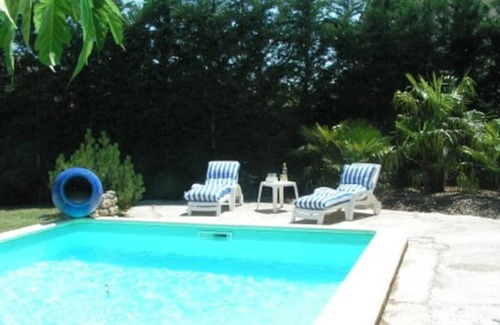 Valreas Casa | Pretty villa with private pool