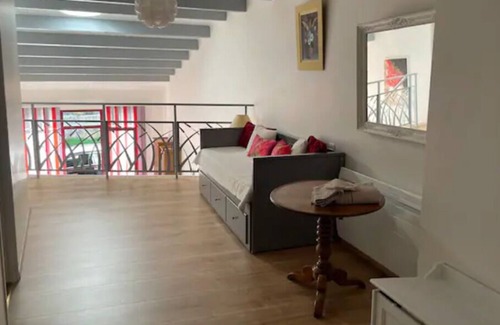 Vieu-d'Izenave Casa | Pretty village house