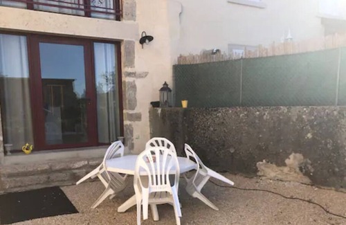 Vieu-d'Izenave Casa | Pretty village house
