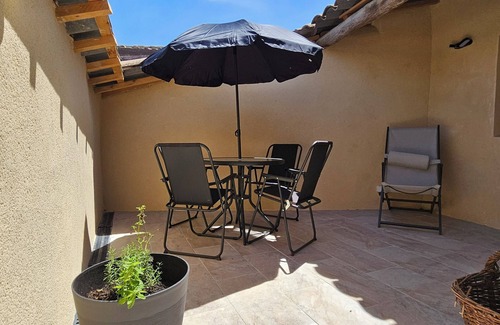 Lauris Casa | Pretty village house