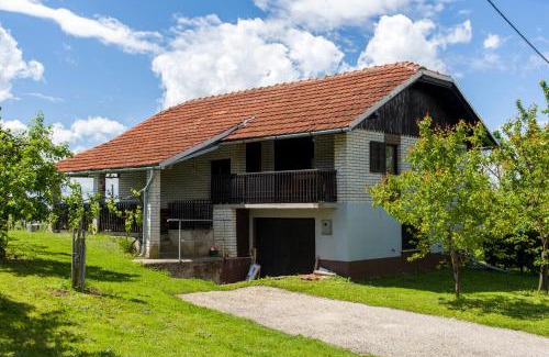 Beltinci Casa | Pri konjskem pajdašu