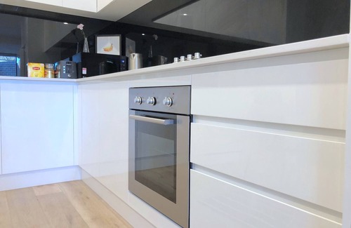 Bentleigh Apartamento | Pride Benleigh Apartment with Garden