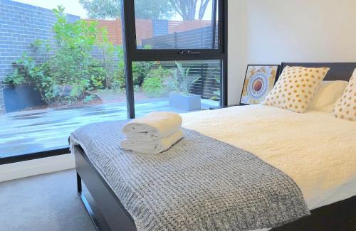 Bentleigh Apartamento | Pride Bentleigh Apartment with Private Garden